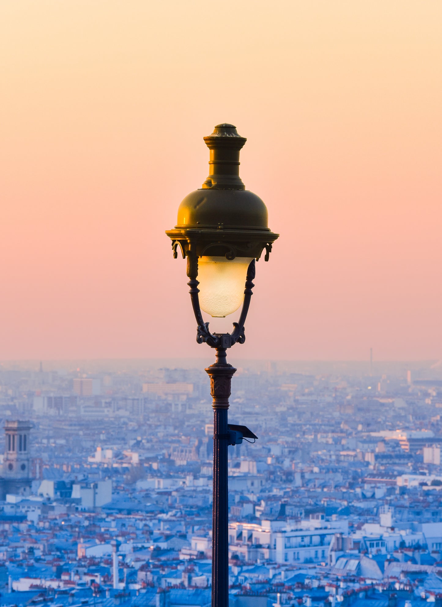 Waking up in Montmartre